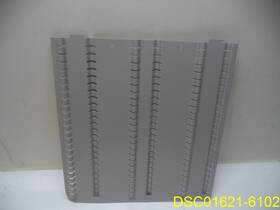 4100y Charnstrom Company P782y Qty 10 13-1/4 Inch H X 12-1/4 D Vertical Shelf Support - Grey