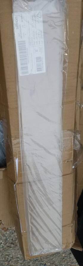 4855392403 Siffron Lot Of 8 Retail Shelving Kinetic Front Lens 23.9 Inch X 3 Clear Plastic 4855392403 Siffron Lot Of 8 Retail Shelving Kinetic Front Lens 23.9 Inch X 3 Clear Plastic